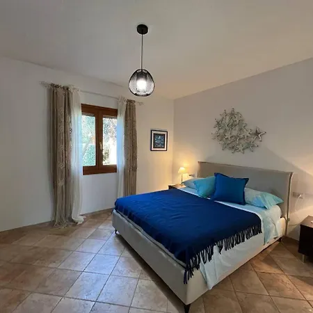 Condominio Aleagnus * Сан-Теодоро